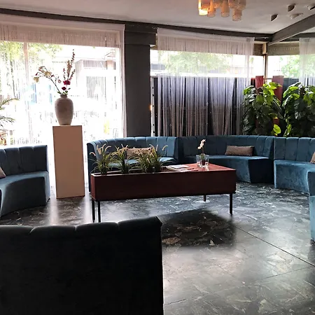 Ξενοδοχείο Grand