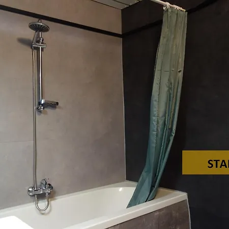 호텔 그랜드 센트럴 3*